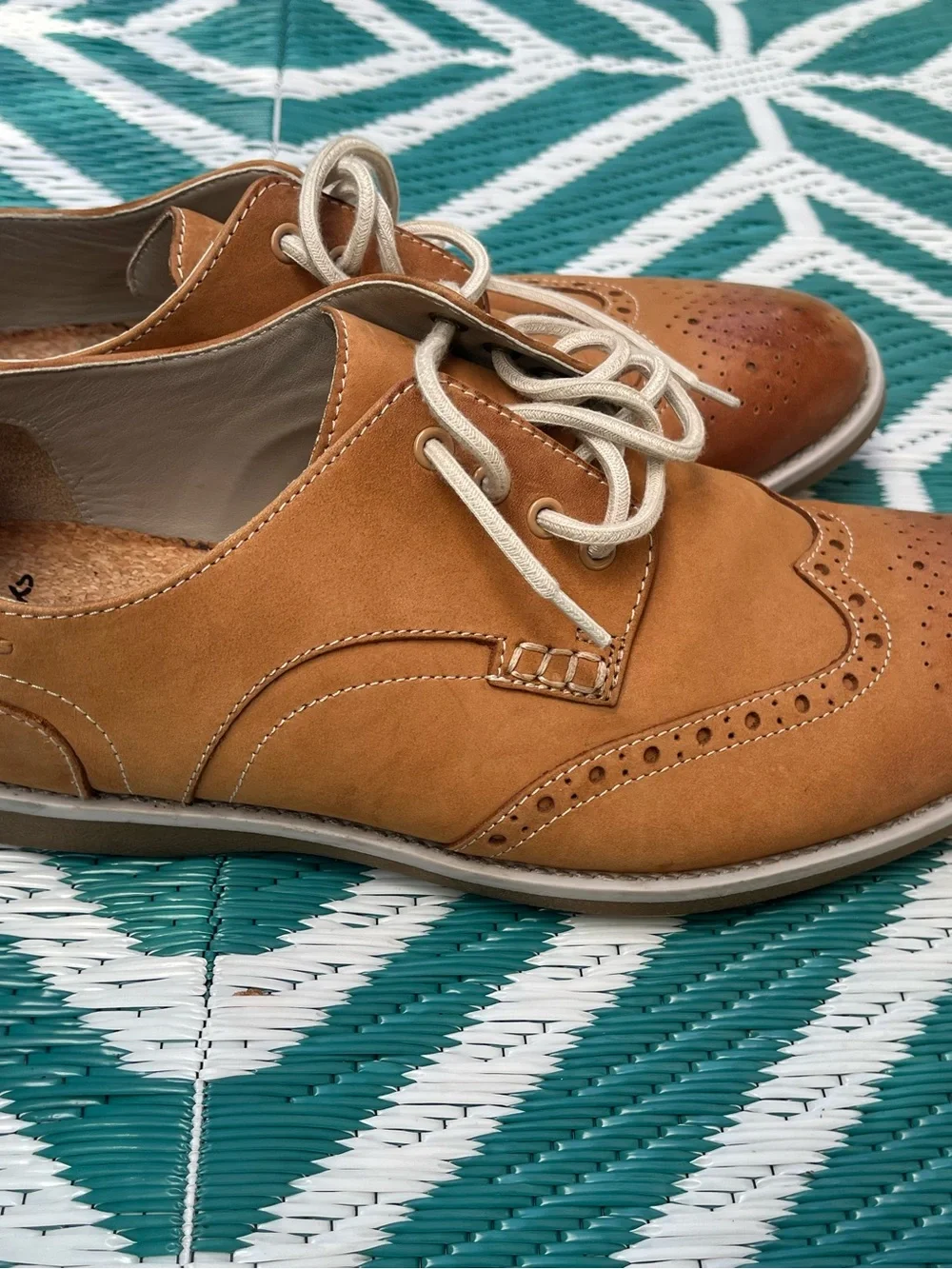Clarks Pitney Limit Tan Nubuck Leather Wingtip Oxfords Men’s Size 11.5 M w/ Box
